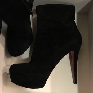 Christian Louboutin black suede booties 38.5